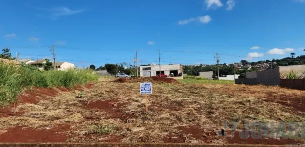 Terreno / Lote / Condomínio à venda, 303m² no Núcleo Habitacional Adriano Correia, Apucarana
