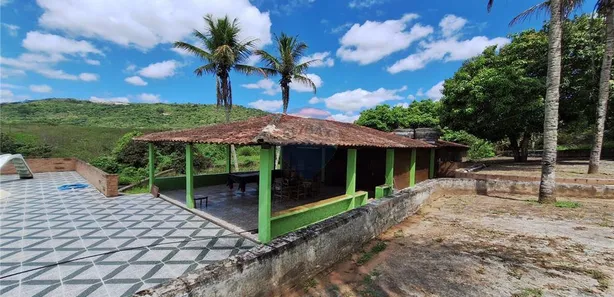 Fazenda / Sítio / Chácara com 4 Quartos à venda, 37358m² no Terra Vermelha, Agrestina