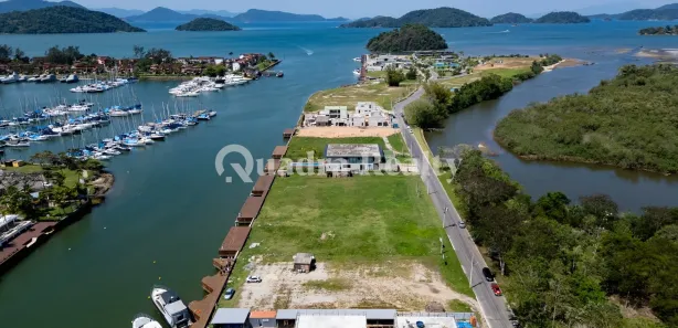 Terreno / Lote / Condomínio à venda, 688m² no Bracuí (Cunhambebe), Angra dos Reis