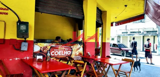 Loja / Salão / Ponto Comercial à venda, 70m² no Coelho, São Gonçalo
