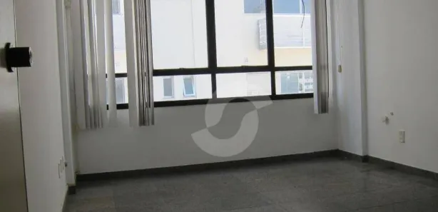 Andar / Laje corporativa à venda, 24m² no Icaraí, Niterói