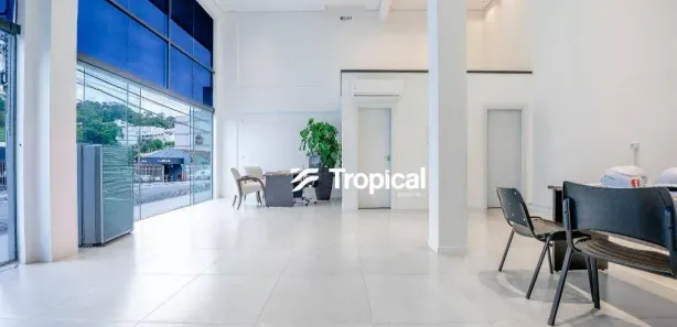 Loja / Salão / Ponto Comercial para alugar, 57m² no Água Verde, Blumenau