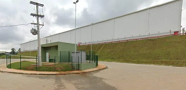 Galpão / Depósito / Armazém para alugar, 5854m² no Portão, Arujá
