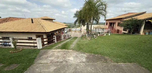 Fazenda / Sítio / Chácara com 6 Quartos à venda, 345m² no Jundiaquara, Araçoiaba da Serra