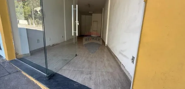 Loja / Salão / Ponto Comercial para alugar, 30m² no Bingen, Petrópolis
