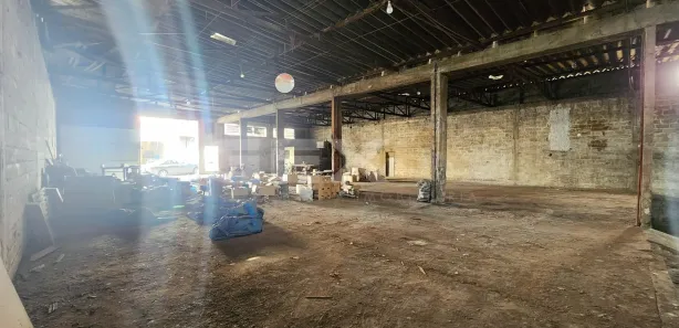 Galpão / Depósito / Armazém com 1 Quarto à venda, 800m² no Santo Antônio, Divinópolis