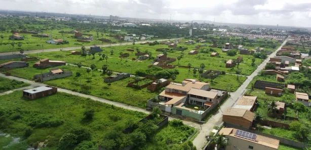 Terreno / Lote / Condomínio com 1 Quarto para venda ou aluguel, 125m² no Centro, Maracanaú
