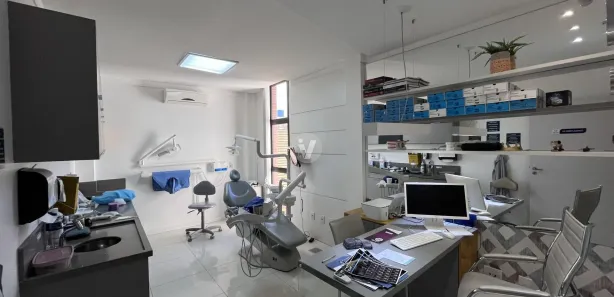 Prédio Inteiro com 13 Quartos à venda, 400m² no Centro, Santa Maria