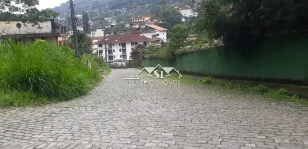 Terreno / Lote / Condomínio à venda, 1000m² no Quitandinha, Petrópolis