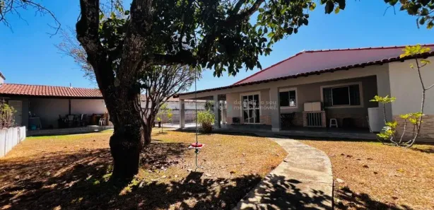 Casa de Condomínio com 3 Quartos à venda, 832m² no Setor Habitacional Tororó, Brasília