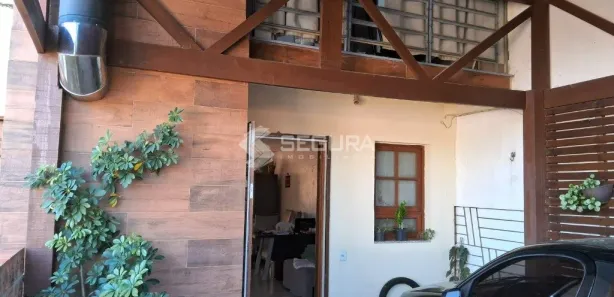 Sobrado com 3 Quartos à venda, 130m² no Niterói, Canoas
