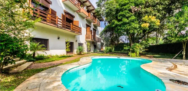 Sobrado com 6 Quartos para venda ou aluguel, 1095m² no Jardim Guedala, São Paulo