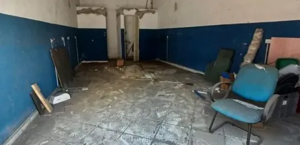 Conjunto Comercial / Sala para alugar, 30m² no Jardim dos Ipês, Itaquaquecetuba