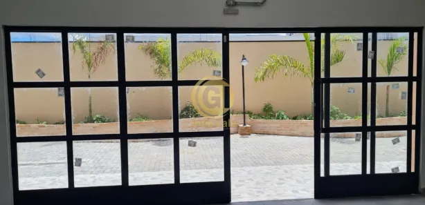 Loja / Salão / Ponto Comercial para alugar, 266m² no Centro, Caçapava