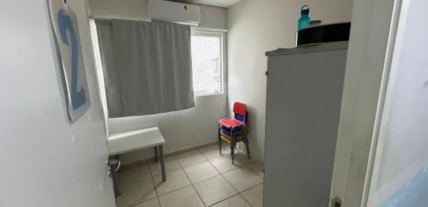 Galpão / Depósito / Armazém à venda, 378m² no Vila Santo Antônio, Guarujá