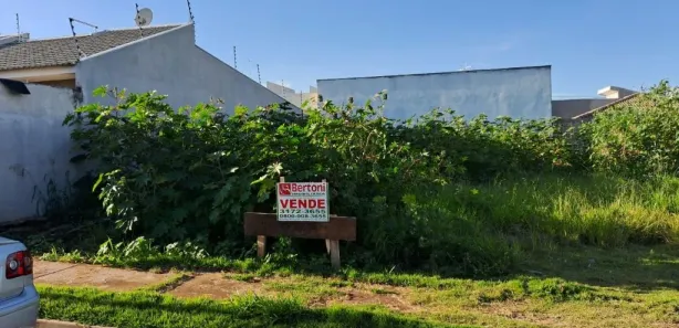 Terreno / Lote / Condomínio à venda, 252m² no Jardim Paraná, Arapongas