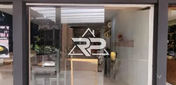 Loja / Salão / Ponto Comercial à venda, 25m² no Itaipava, Petrópolis