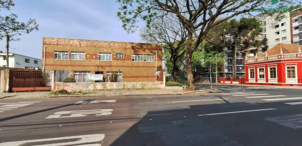Prédio Inteiro à venda, 600m² no Prado Velho, Curitiba