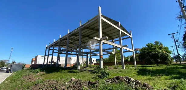 Galpão / Depósito / Armazém para venda ou aluguel, 480m² no Diácono João Luiz Pozzobon, Santa Maria