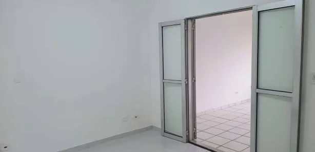 Conjunto Comercial / Sala para alugar, 80m² no Jardim Campo Limpo, São Paulo