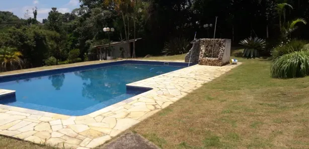 Fazenda / Sítio / Chácara com 3 Quartos para venda ou aluguel, 170m² no Cocuera, Mogi das Cruzes