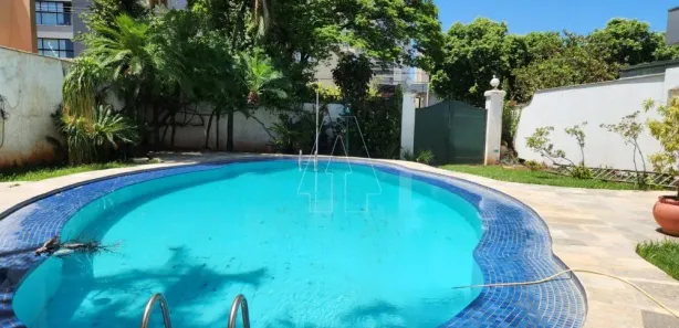 Sobrado com 5 Quartos para alugar, 910m² no Vila Mendonça, Araçatuba