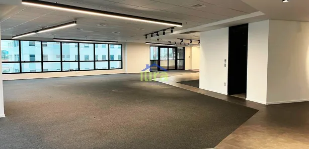 Galpão / Depósito / Armazém para alugar, 1354m² no Alphaville Industrial, Barueri