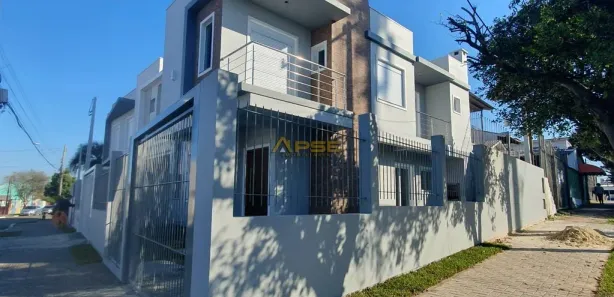 Sobrado com 3 Quartos à venda, 132m² no Nossa Senhora das Graças, Canoas