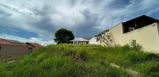 Terreno / Lote / Condomínio à venda, 375m² no Vila Lucarewski, Jataizinho