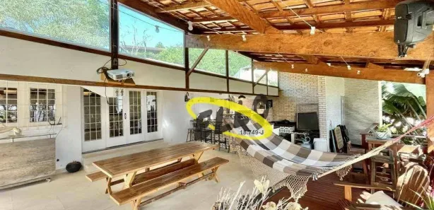 Casa de Condomínio com 3 Quartos à venda, 600m² no Pousada dos Bandeirantes, Carapicuíba