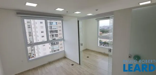 Conjunto Comercial / Sala para alugar, 37m² no Jardim, Santo André