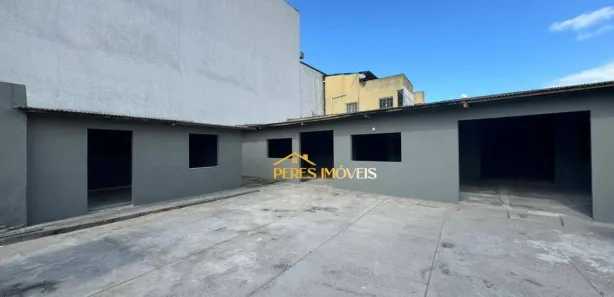 Galpão / Depósito / Armazém para alugar, 450m² no Village Rio das Ostras, Rio das Ostras