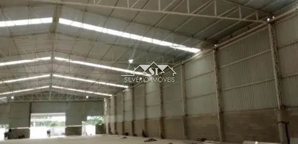 Galpão / Depósito / Armazém para venda ou aluguel, 3500m² no Chácaras Rio-Petrópolis, Duque de Caxias