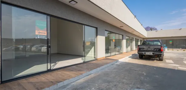 Loja / Salão / Ponto Comercial para alugar, 35m² no Guaraituba, Colombo