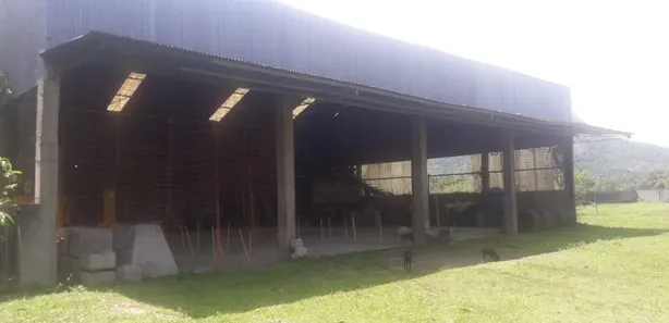 Galpão / Depósito / Armazém à venda, 500m² no Chácaras de Inoã (Inoã), Maricá