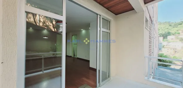 Apartamento com 2 Quartos à venda, 65m² no Bingen, Petrópolis
