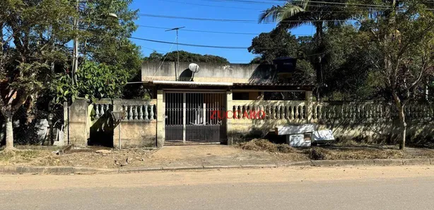Casa com 4 Quartos à venda, 150m² no Loteamento Vale Florido, Embu-Guaçu