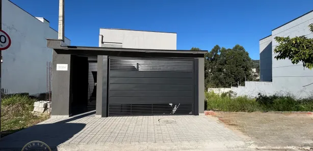 Sobrado com 3 Quartos à venda, 177m² no Laranjeiras, Caieiras