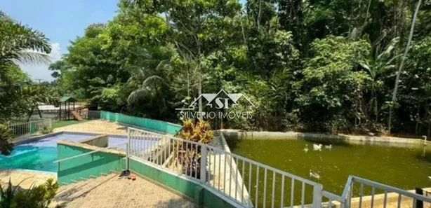Fazenda / Sítio / Chácara com 4 Quartos à venda, 650m² no Xerém, Duque de Caxias