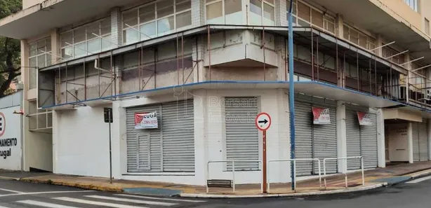 Loja / Salão / Ponto Comercial para venda ou aluguel, 876m² no Centro, Araraquara