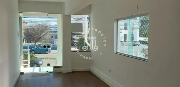 Conjunto Comercial / Sala para alugar, 27m² no Jardim Ermida II, Jundiaí