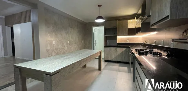 Casa de Condomínio com 3 Quartos para alugar, 150m² no Centro, Navegantes