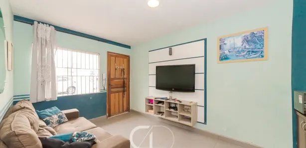 Casa de Condomínio com 3 Quartos à venda, 55m² no São Gabriel, Colombo