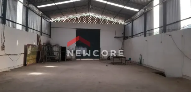 Galpão / Depósito / Armazém à venda, 720m² no Vale das Acácias, Ribeirão das Neves