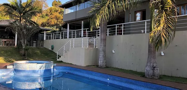 Casa com 5 Quartos para venda ou aluguel, 890m² no Chácara Santa Lúcia, Carapicuíba