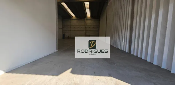 Galpão / Depósito / Armazém para alugar, 852m² no Casa Grande, Diadema