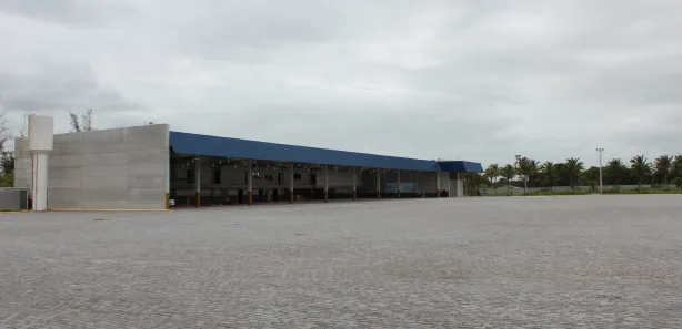 Galpão / Depósito / Armazém para venda ou aluguel, 56798m² no Bairro Sinagoga (Tamoios), Cabo Frio