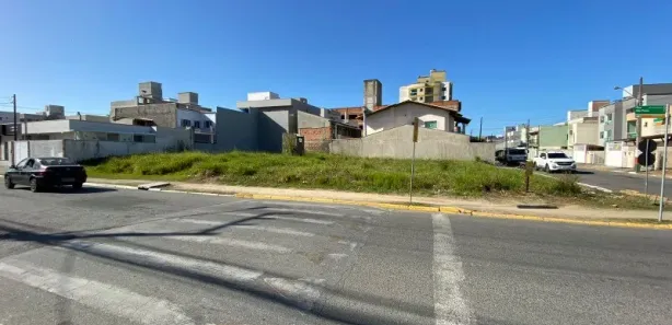 Terreno / Lote / Condomínio para alugar, 414m² no Santa Regina, Camboriú