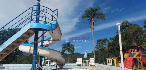 Fazenda / Sítio / Chácara com 4 Quartos à venda, 1000m² no Guavirituva, Nazaré Paulista