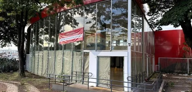 Prédio Inteiro para alugar, 849m² no Jardim Paulistano, Ribeirão Preto